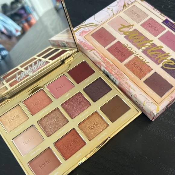 🌙💕Tarte Amazonian Clay Energy Palette - Picture 10 of 11